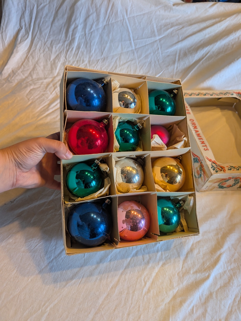 2/50$ Vintage Blue Green Red Gold Silver Christmas Ornaments